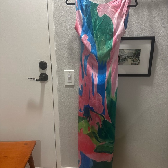 Commense Sleeveless Garden Dress - Picture 3 of 7